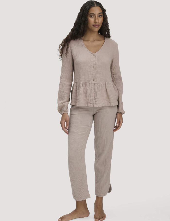 hessnatur Damen Musselin Schlafhose Regular PURE COMFORT aus Bio-Baumwolle - beige