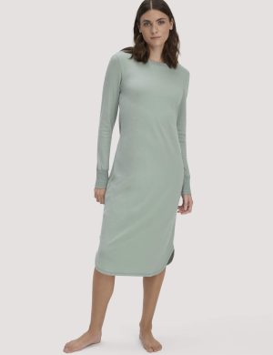 hessnatur Damen Nachthemd PURE COTTON aus Bio-Baumwolle - grün