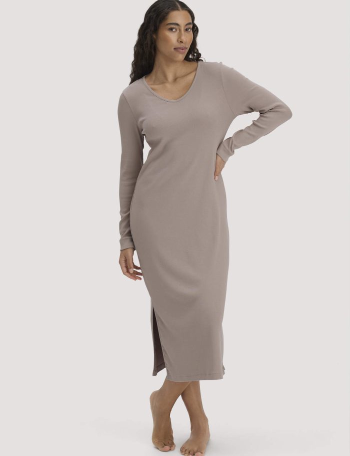 hessnatur Damen Nachthemd SOFT RIB aus Bio-Baumwolle - beige