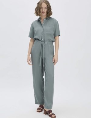 hessnatur Damen Overall Relaxed aus TENCEL™ Lyocell - grün