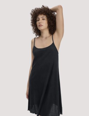 hessnatur Damen Pointelle Nachthemd PURE COTTON aus Bio-Baumwolle
