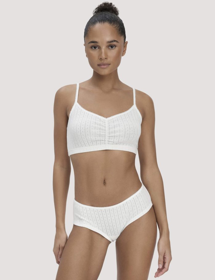 hessnatur Damen Pointelle Panty Regular Cut PURE COTTON aus Bio-Baumwolle - weiß hessnatur Damen Pointelle Panty Regular Cut PURE COTTON aus Bio-Baumwolle - weiß