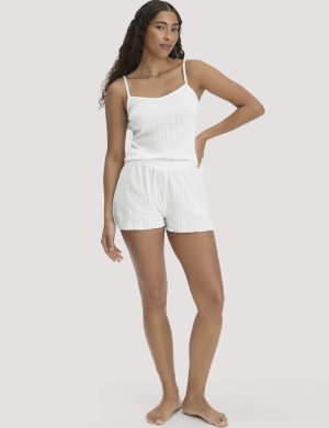 hessnatur Damen Pointelle Schlafshorts PURE COTTON aus Bio-Baumwolle - weiß