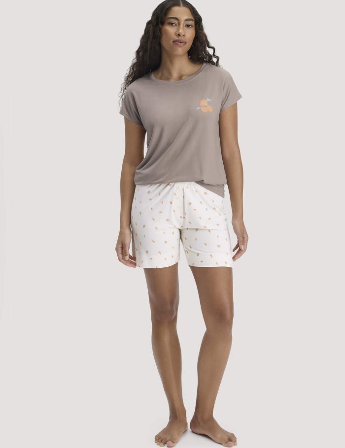 hessnatur Damen Pyjama PURE FLOW aus TENCEL™ Modal - beige