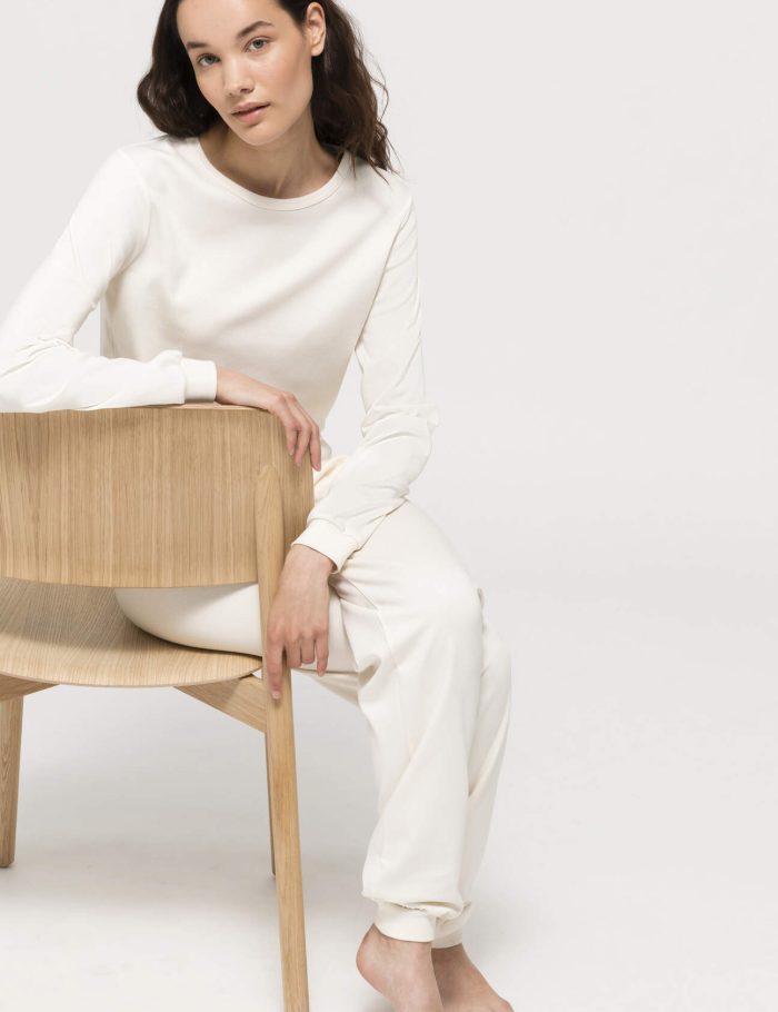 hessnatur Damen Pyjama PURE NATURE aus Bio-Baumwolle