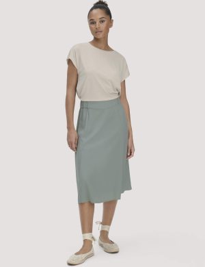 hessnatur Damen Rock Knielang aus SaXcell®Lyocell - grün