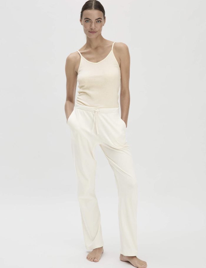 hessnatur Damen Schlafhose PURE NATURE aus Bio-Baumwolle hessnatur Damen Schlafhose PURE NATURE aus Bio-Baumwolle