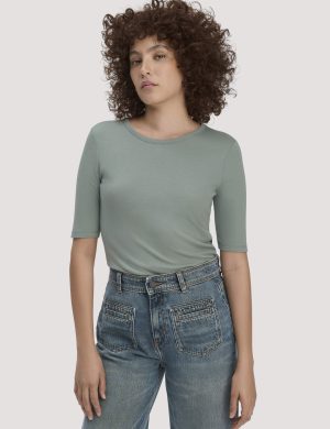 hessnatur Damen Softrib T-Shirt Fitted aus Bio-Baumwolle und TENCEL™ Modal - grün