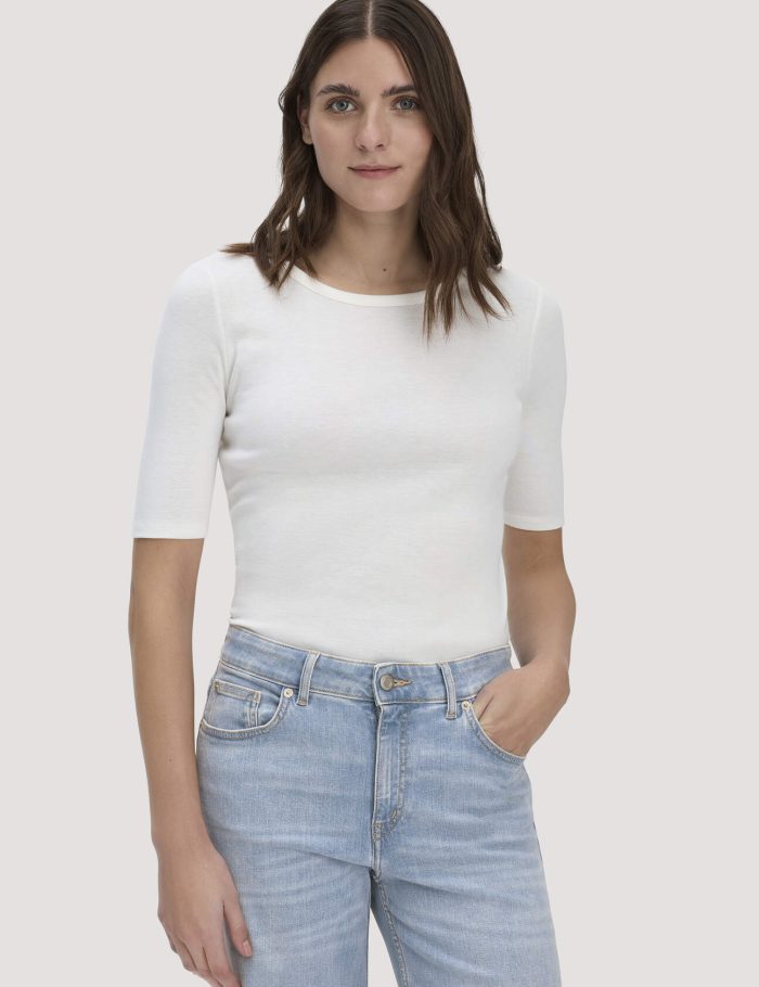 hessnatur Damen Softrib T-Shirt Fitted aus Bio-Baumwolle und TENCEL™ Modal - weiß