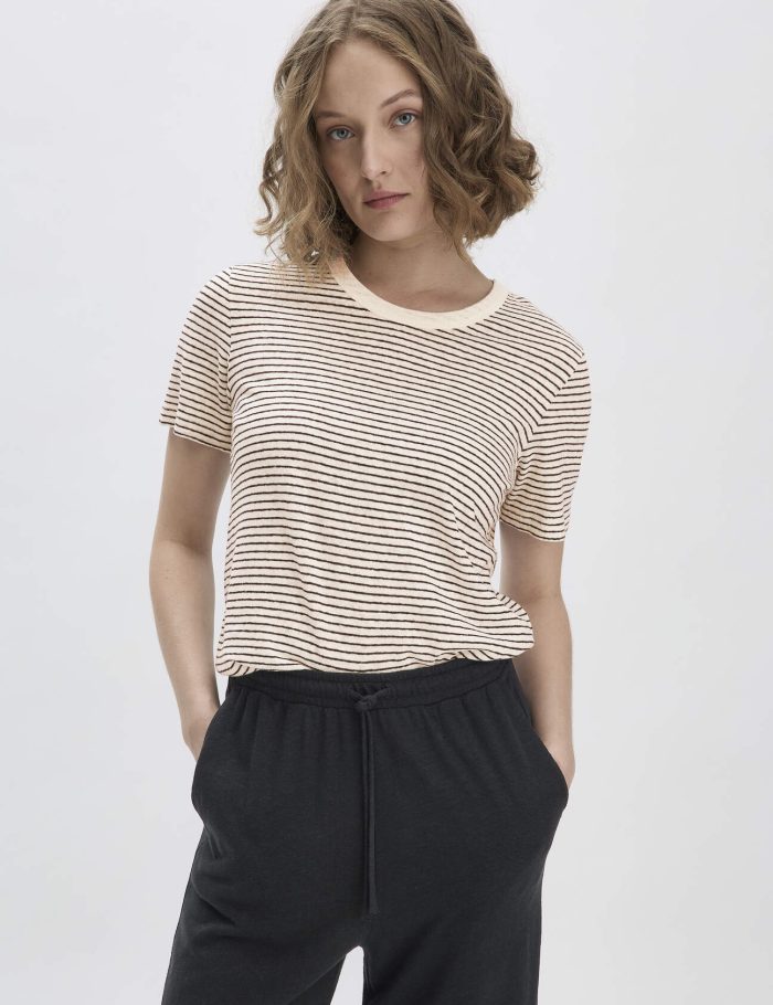 hessnatur Damen Streifen T-Shirt Relaxed aus Leinen mit reiner Bio-Baumwolle - weiß