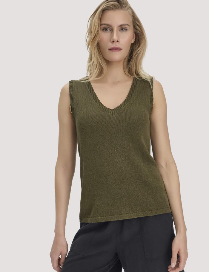 hessnatur Damen Strick Top Regular aus Leinen mit Bio-Baumwolle und LENZING™ ECOVERO - grün hessnatur Damen Strick Top Regular aus Leinen mit Bio-Baumwolle und LENZING™ ECOVERO - grün