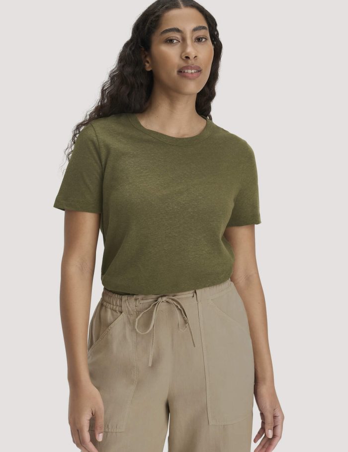 hessnatur Damen T-Shirt Relaxed aus Leinen und Bio-Baumwolle - grün