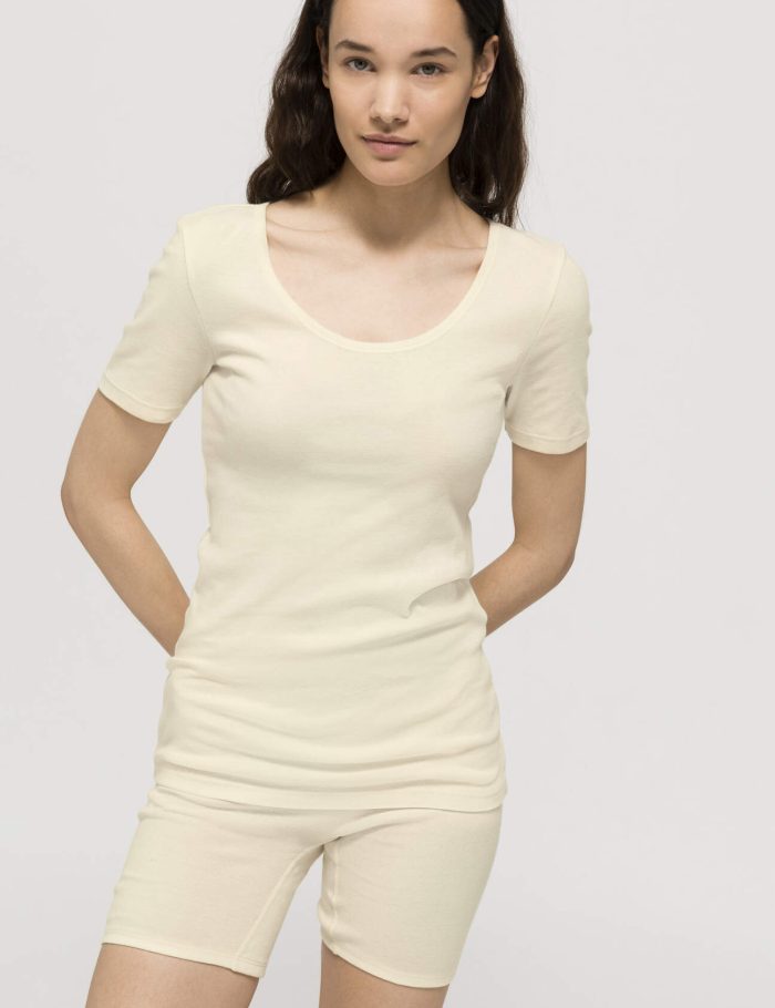 hessnatur Damen T-Shirt Rundhals PURE NATURE aus Bio-Baumwolle