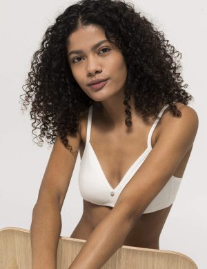 hessnatur Damen Triangel BH bügellos COTTON FEEL aus Bio-Baumwolle - weiß