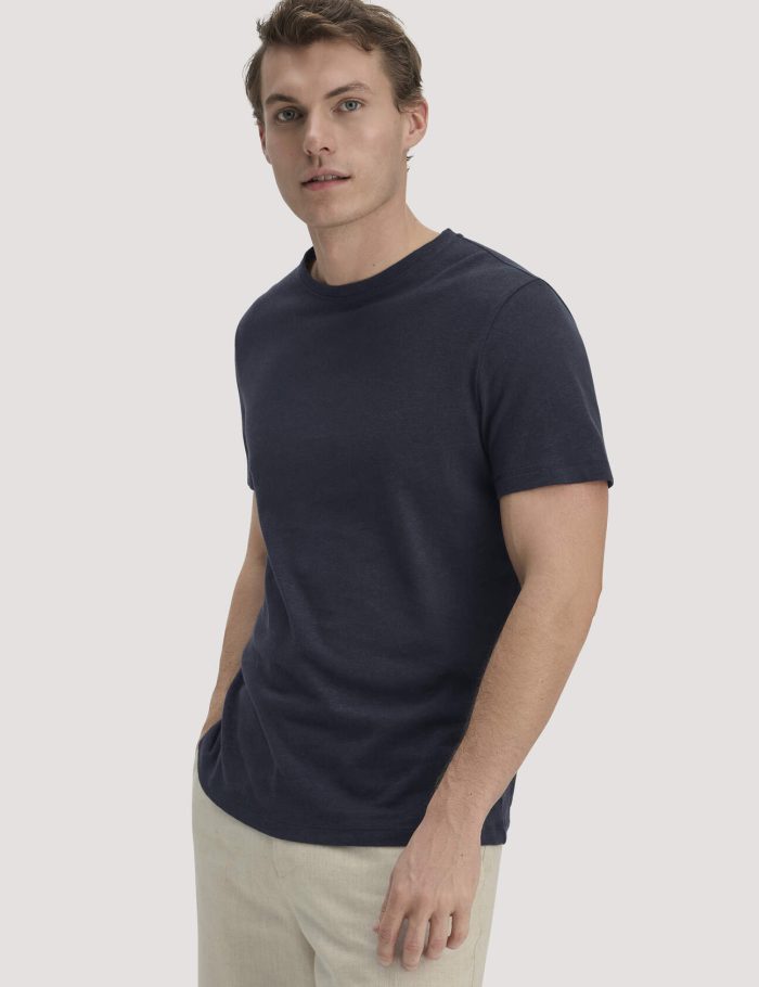 hessnatur Herren T-Shirt Regular aus Leinen und Bio-Baumwolle - blau