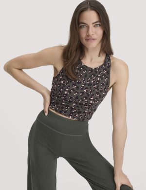 hessnatur Loungewear Bustier Highneck ACTIVE LIGHT aus Bio-Baumwolle - grün