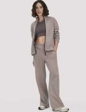hessnatur Loungewear Fleece Hose Relaxed ACTIVE LIGHT aus Bio-Baumwolle - beige