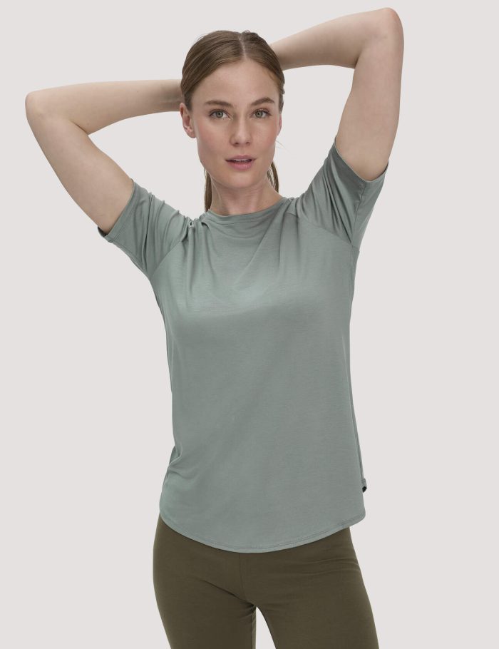 hessnatur Loungewear T-Shirt Regular ACTIVE COMFORT aus TENCEL™ Lyocell - grün